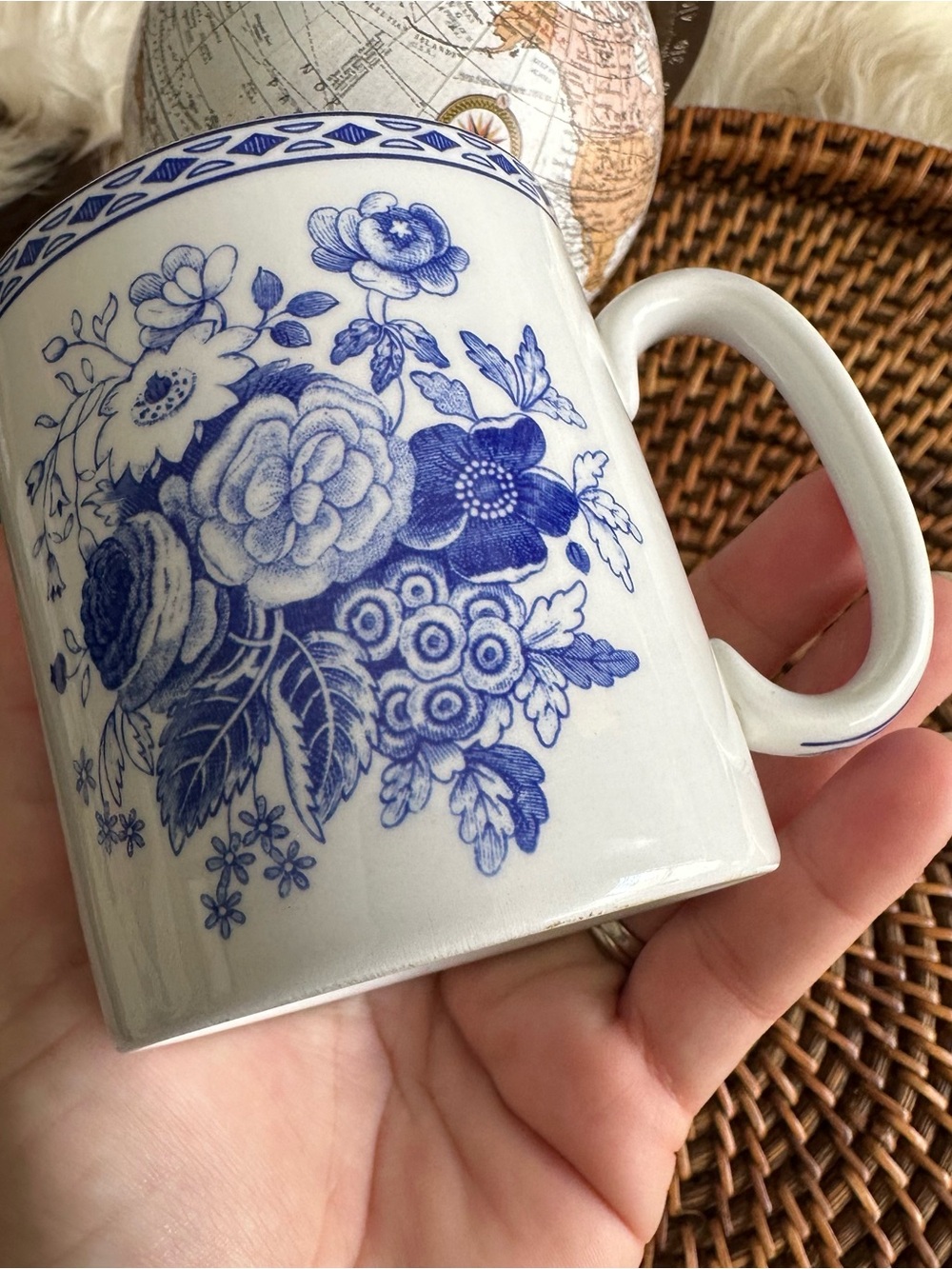 Spode “Blue Roses” Blue Collection Coffee Tea Mug - Picture 6 of 7